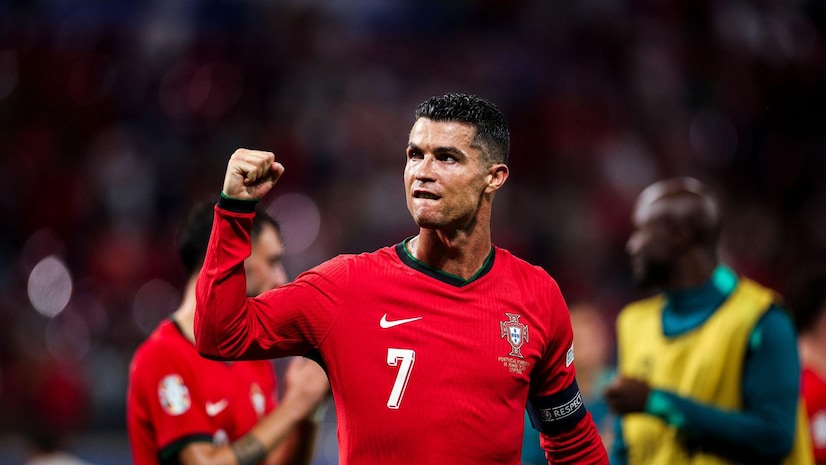 法比奥造乌龙路易斯点射 国安2-2补时绝平申花.